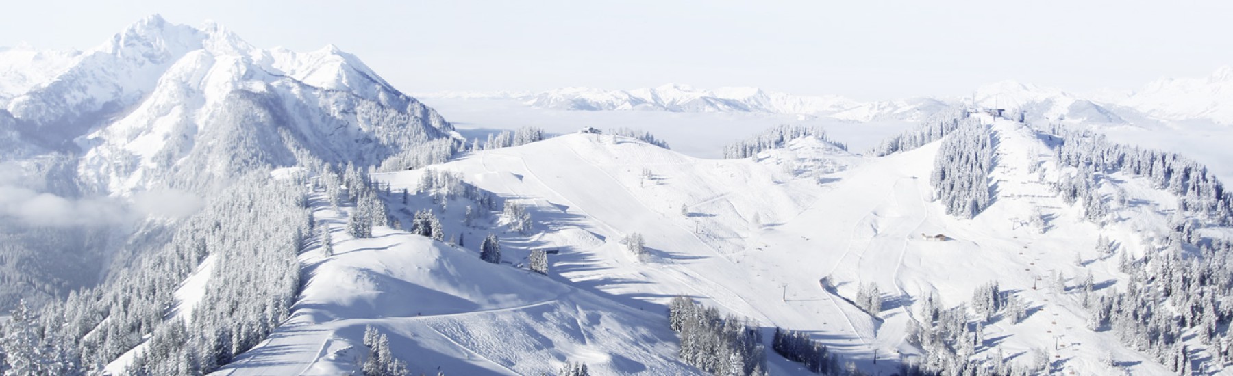 Skipiste winterlandschap Flachau